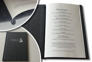 Menukaart met een klemsysteem